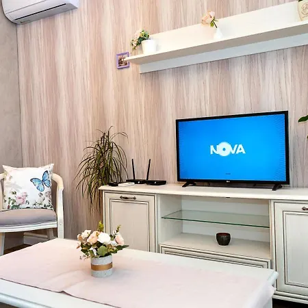 Cozy One-bedroom - Location In By Flat Manаger * فارنا